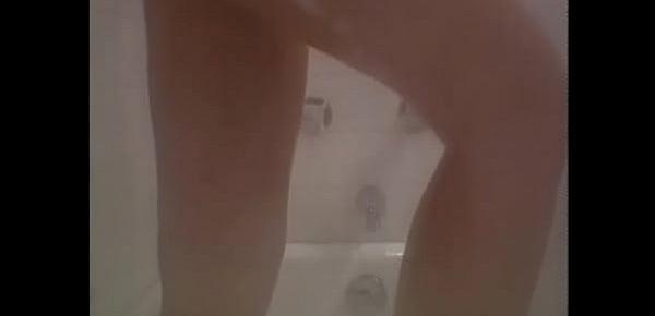 Sexy Nude Shower Girl